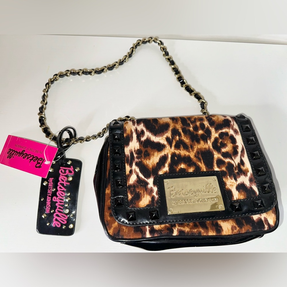 $78 New Betsey Johnson flap shoulder bag chain straps purse leopard/cheetah